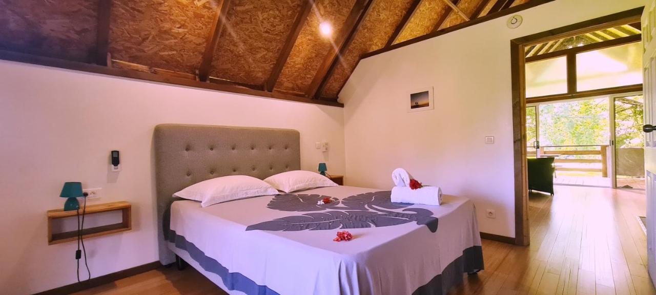 Pension Les Trois Cascades Uturoa Exterior photo