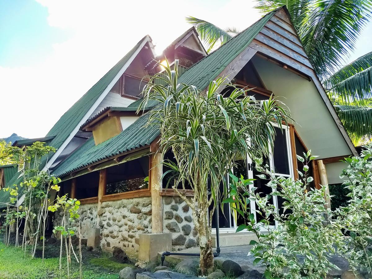 Pension Les Trois Cascades Uturoa Exterior photo