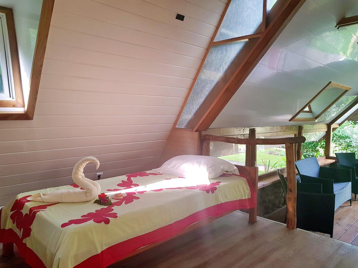 Pension Les Trois Cascades Uturoa Exterior photo