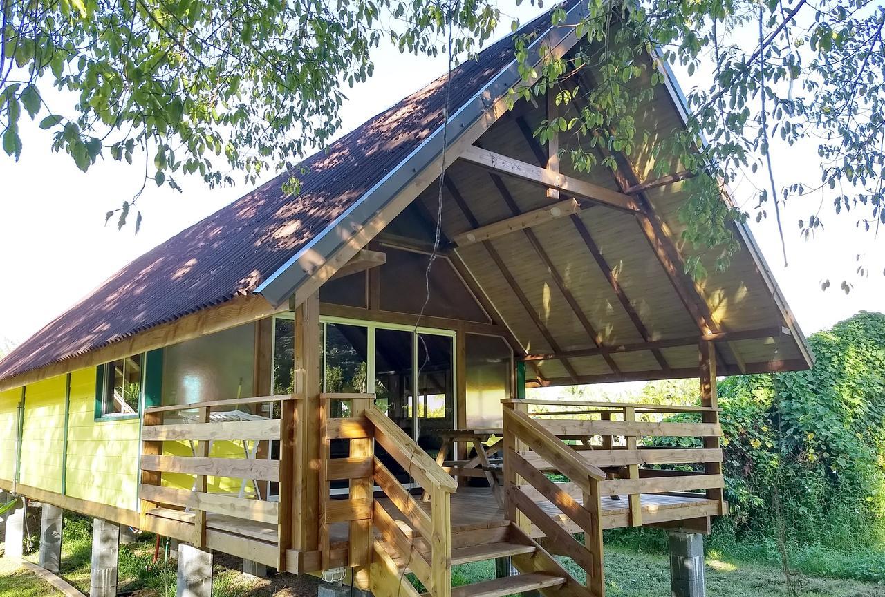 Pension Les Trois Cascades Uturoa Exterior photo